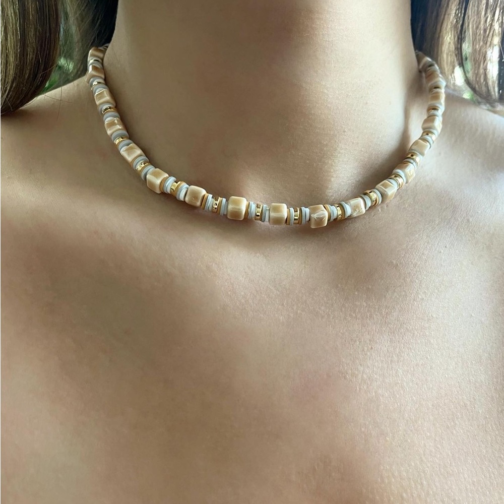 Beaded necklace